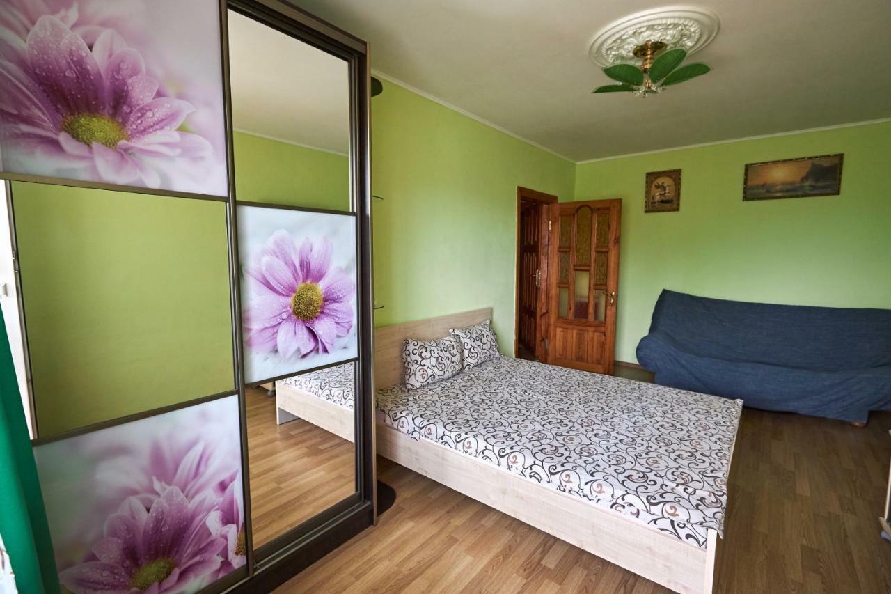 Babylon Apartments On Kievskaya Street Rivne Kültér fotó